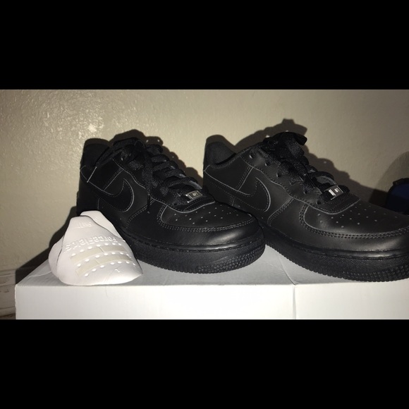 black air force size 5.5